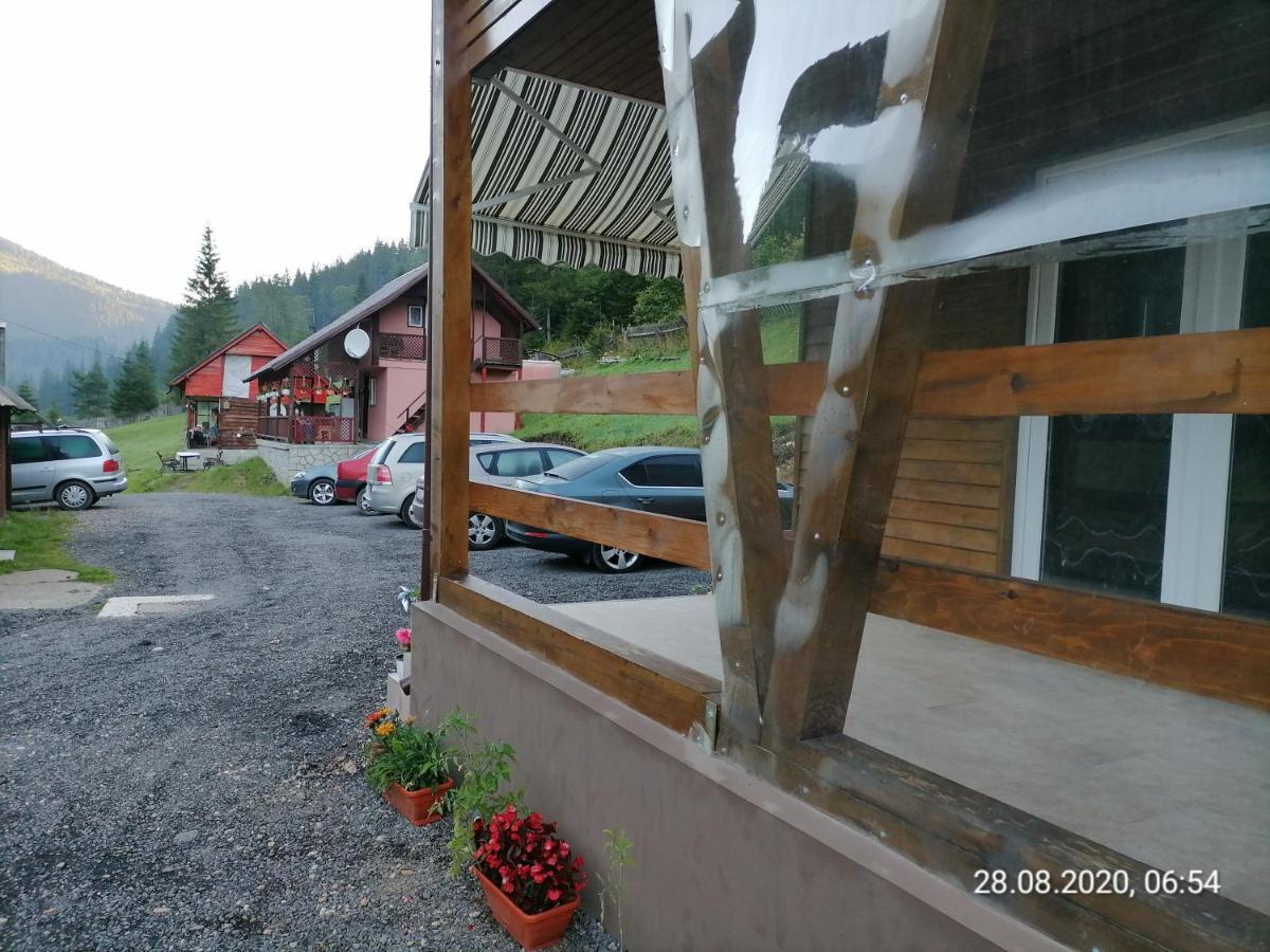 Pensiunea Izabel Lacul Roşu Exterior foto